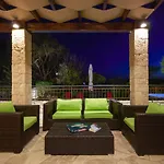 3 Bedroom Madelini With Private Pool, Aphrodite Hills וילה קוקליה
