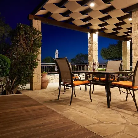 3 Bedroom Madelini With Private Pool, Aphrodite Hills