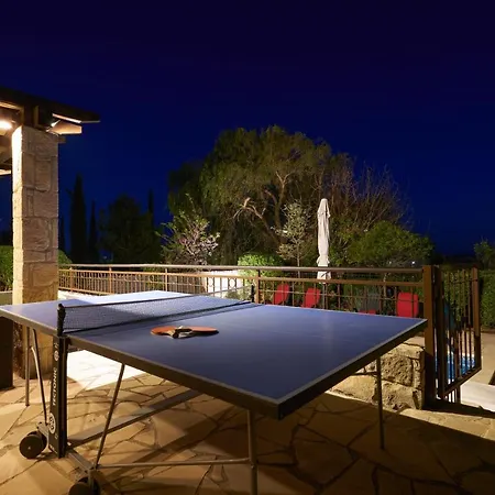 Vilă 3 Bedroom Madelini With Private Pool, Aphrodite Hills