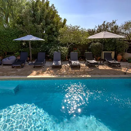 3 Bedroom Madelini With Private Pool, Aphrodite Hills Βίλα Κούκλια