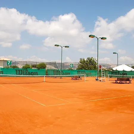 3 Bedroom Madelini With Private Pool, Aphrodite Hills