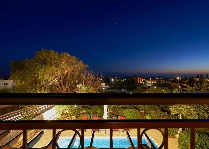 3 Bedroom Madelini With Private Pool, Aphrodite Hills Villa