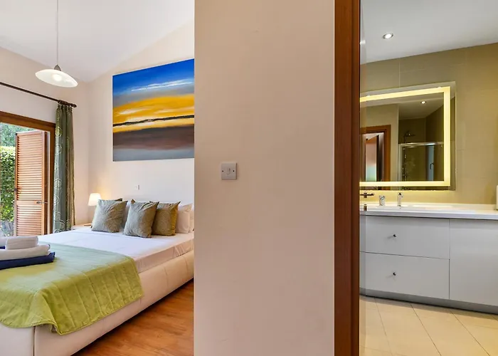 3 Bedroom Madelini With Private Pool, Aphrodite Hills * Kouklia