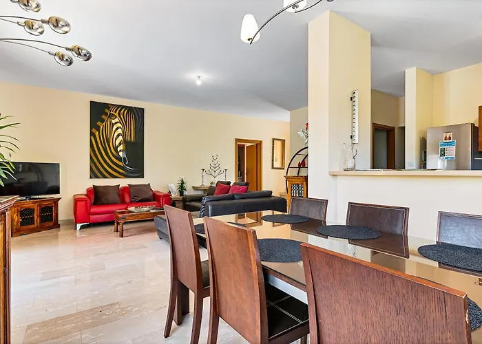 3 Bedroom Madelini With Private Pool, Aphrodite Hills Villa